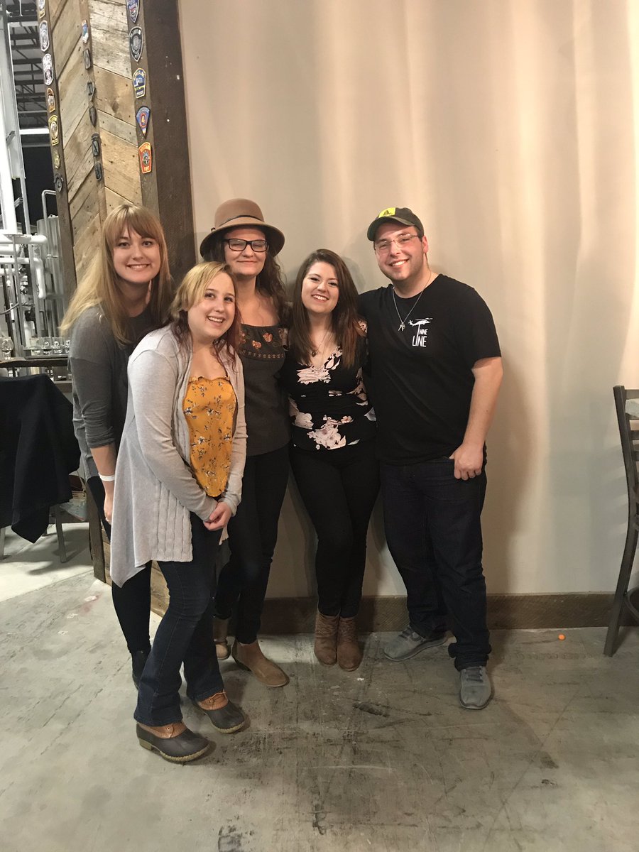 BryceElizabeth3's tweet photo. Thanks so much to everyone who came out to crew brew! So much support and love! Can’t wait to have even more fun #singing #sing #singer #songwriter #pretty #girl #excited #music #musician #brewery https://t.co/9puHypoFAW
