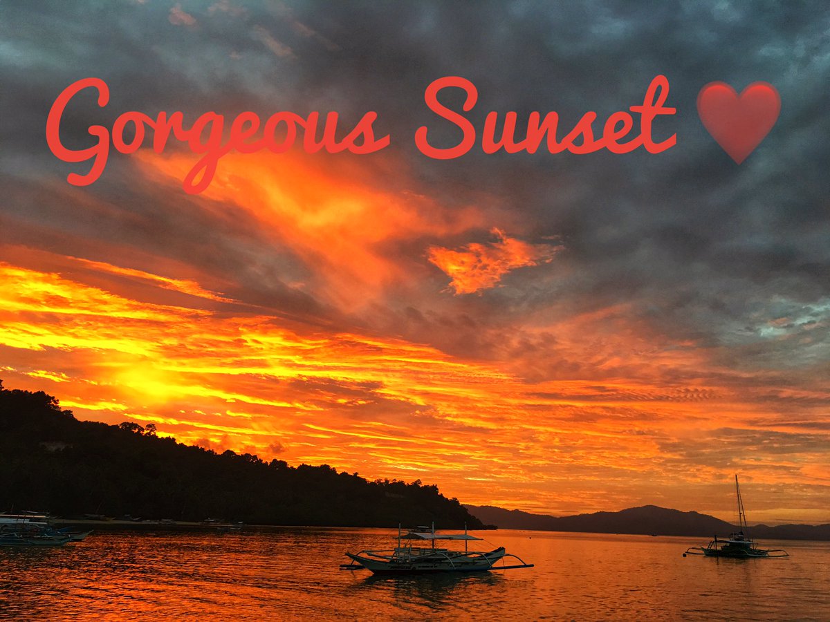 Traveling makes me. ❤️❤️❤️ #sunsets #travelphotography #Adventure #Explore #Photography #Palawan #Philippines #itsmorefuninthephilippines #love #the30secondtraveler #destinations #outdoors #SharetheLove #happysaturday #comfytravel #ValentinesDay #backpacker #nature