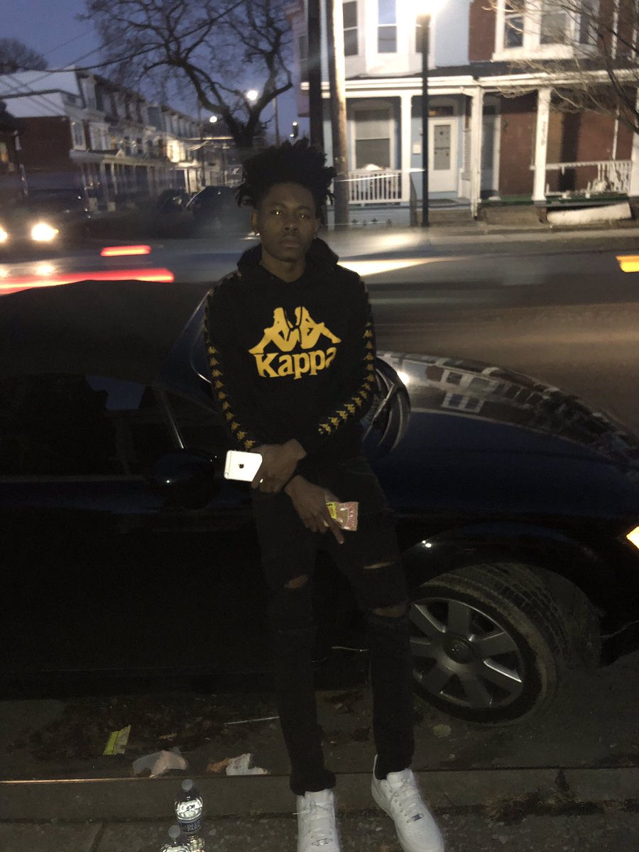 kavon_jackson's tweet photo. 🧟‍♂️🖤 https://t.co/jVQDSCdaIR