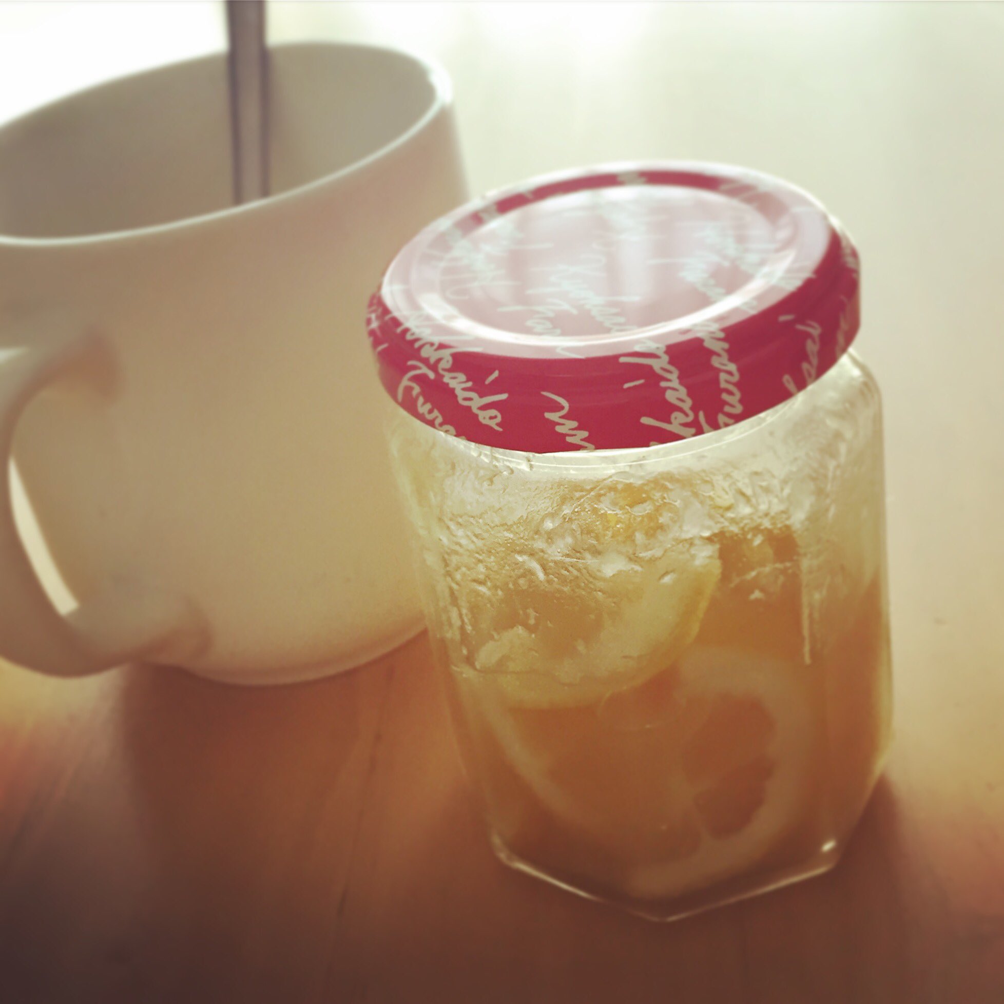 Manana 喉ゼリーのレシピ見て作ってみた ゼリー状にはならなかったけど ほんとに喉に効いた 喉痛い 喉が痛い 喉のいたみには蜂蜜 おばあちゃんのレシピ 喉の痛み 喉ケア 喉風邪 喉に効く 喉にいい 喉の痛みに T Co