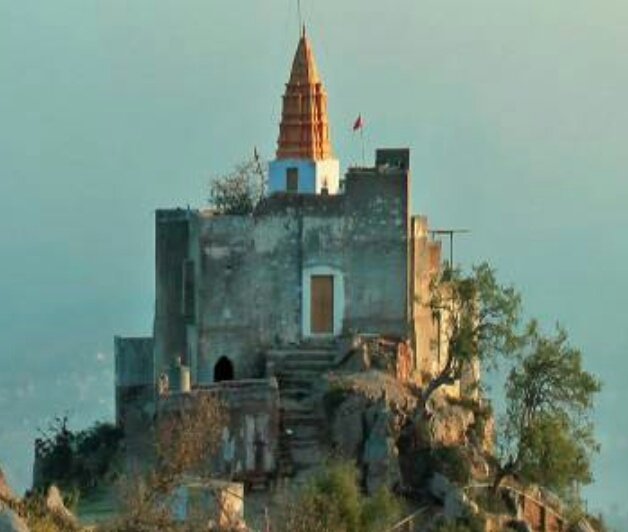 In Rajasthan, overlooking the Pushkar lake on the hilltop is the ancient temple dedicated to Devi Saraswati as worshiped as goddess Savitri! It is a good trek and now there are ropeways to ferry devotees. The sight from the top is stunning!    #BasantPanchami