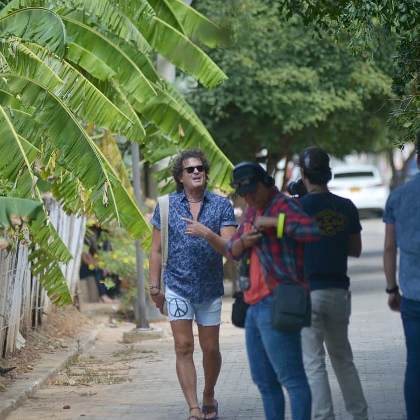 carlosvives's tweet photo. Qué lindo es volver al Valle, ver sus campos florecidos, de amores inolvidables 
y de entrañables amigos #Valledupar #VolveralValle 🎵🎶 https://t.co/g3k4ZSw5yY