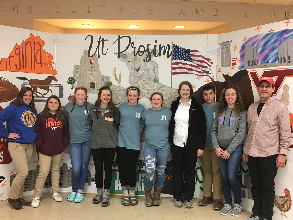 louisahsffa's tweet photo. LCHS placed 11th in Hippology and 5th in Horse Judging!! Great job team!! #horsejudging #hippology #careerdevelopmentevents https://t.co/EpvpvSvLdB