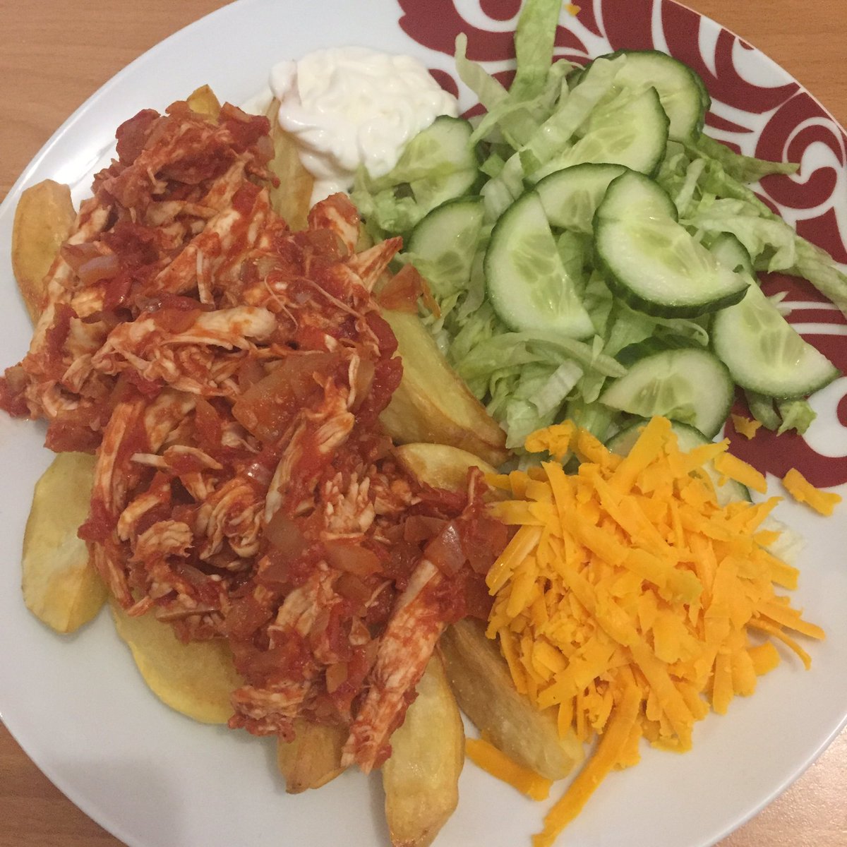 Made the fully loaded wedges from the new @SlimmingWorld mag last night - gorgeous! Served with a few grinds from the pepper & garlic mill, and a healthy extra portion of Red Leicester instead of the Parmesan #SWMagazineMakes #BeSnapHappy
