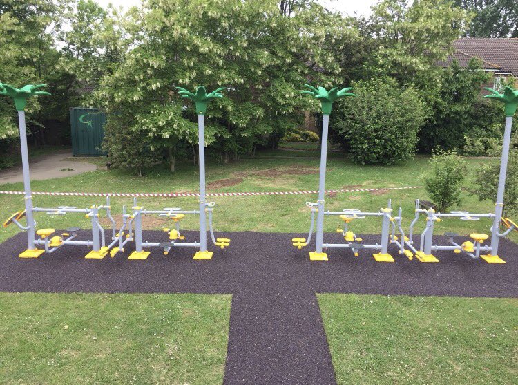 Raisefunds4you's tweet photo. Fitness equipment February SALE on. DM for prices. The only 8 piece in the UK https://t.co/nOEavHnUPX