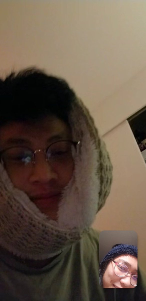LMFAO I left my scarf at his place and this is the first thing I see when he called.
