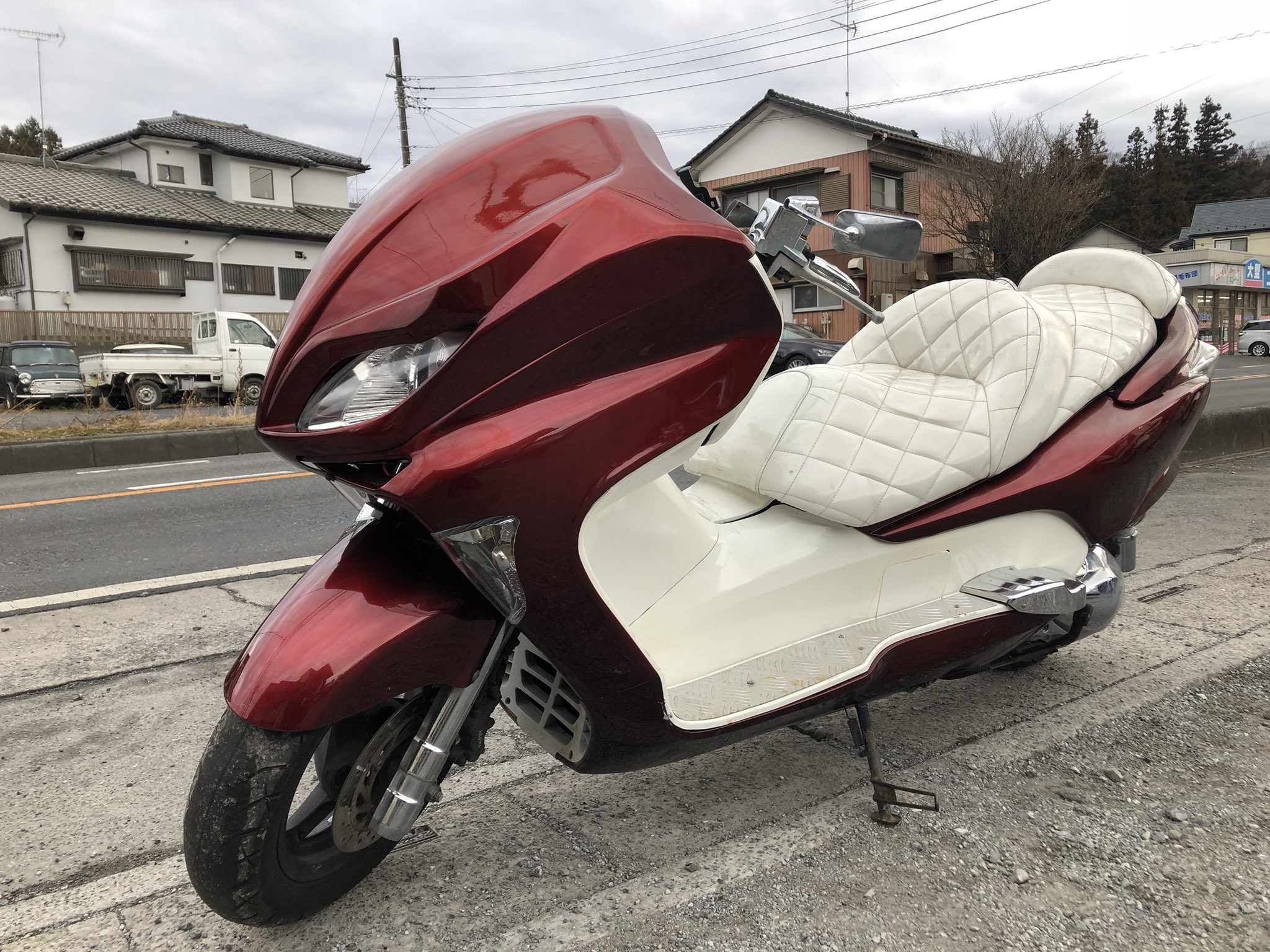 オートショップable 公式 3105h ホンダ フォルツァx ワインレッド カスタム多数 スピーカー付き 社外マフラー 外観良好 お支払い金額8 0万円 税込 走行テストの結果はリンク先に T Co 6frhgzqnla 電話越しでエンジン始動可能