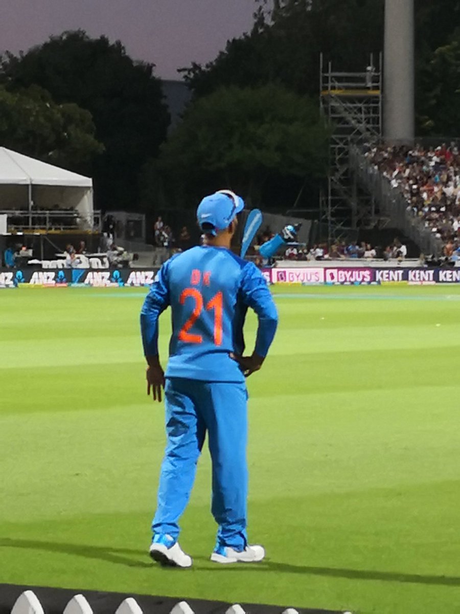 #electrifying atmosphere @seddonpark 4 decider T20 between #NZvIND @BLACKCAPS @BCCI @scottbstyris @AkashvaniAIR @NZinIndia @IndiainNZ @nzindmgt @mikehenstock @MaheshBindra @TOIIndiaNews @CricketNDTV @ICCLive @CoachHesson @jamiestrangenz @indiannewslink @htTweets @nzheraldsport