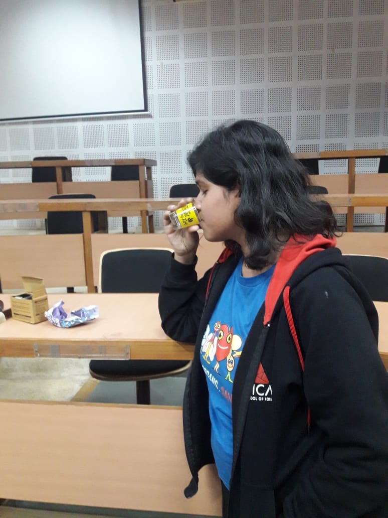 Neelima27096852's tweet photo. @TEDxMICA @TEDxMICA2019 @ekdodhai 
What a cutie glass, would love to have more and more of these https://t.co/SW8721zYZB