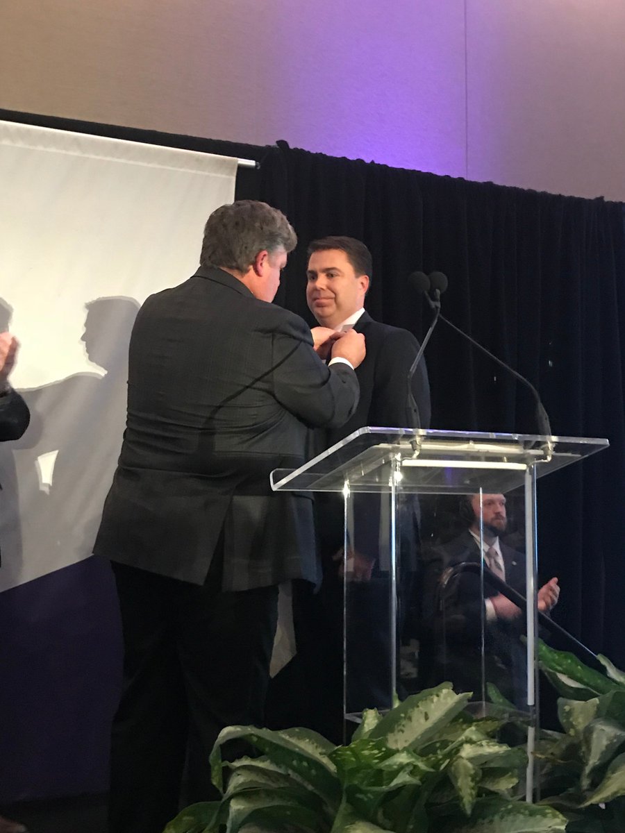 officialsigep's tweet photo. Another weekend, another successful Carlson Leadership Academy in the books! The 750 brothers and friends in attendance recognized many  who have given so much time and effort to create the SigEp experience. See you soon in Atlanta, SoCal and Connecticut! #SigEpCarlson https://t.co/KILh8dmZIr