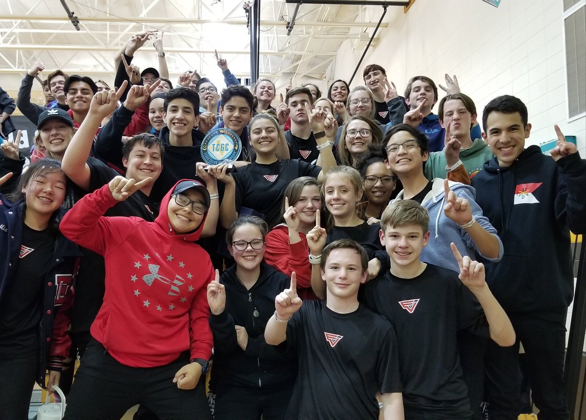 THESE MUSICIANS! I am SO proud of our <a href="/EVPatriotBand/">EVPB</a> <a href="/EVDrumline/">East View Drum Line</a> 2019 Indoor Percussion team. First place in their first competition of the season, with a score of 82.00! Congrats! 🥁🎶🎹
#hotinhere
#playingwithfire
#proudbandmom
<a href="/GISDFineArts/">GISD Fine Arts</a>