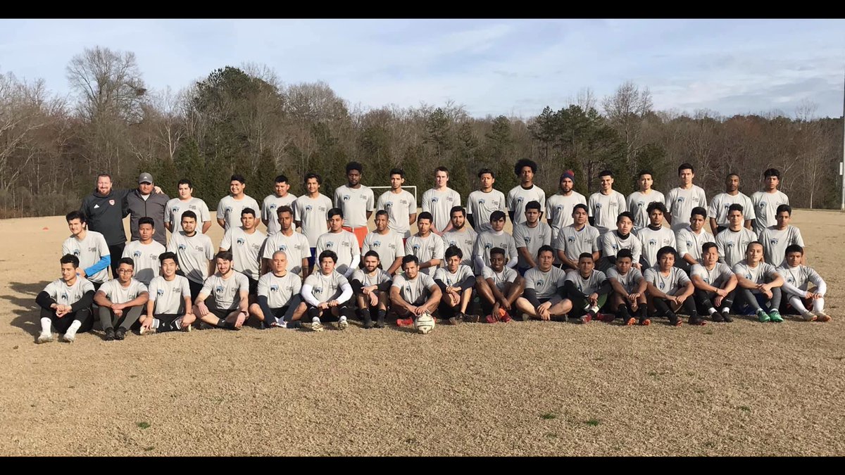 BroncosFCNC's tweet photo. Semipro tryouts in Stanley county first day great group of players from Charlotte albermarle concord locust Etc. Lets go Broncos United FC NC thank you everyone https://t.co/rRRYtiEzVm
