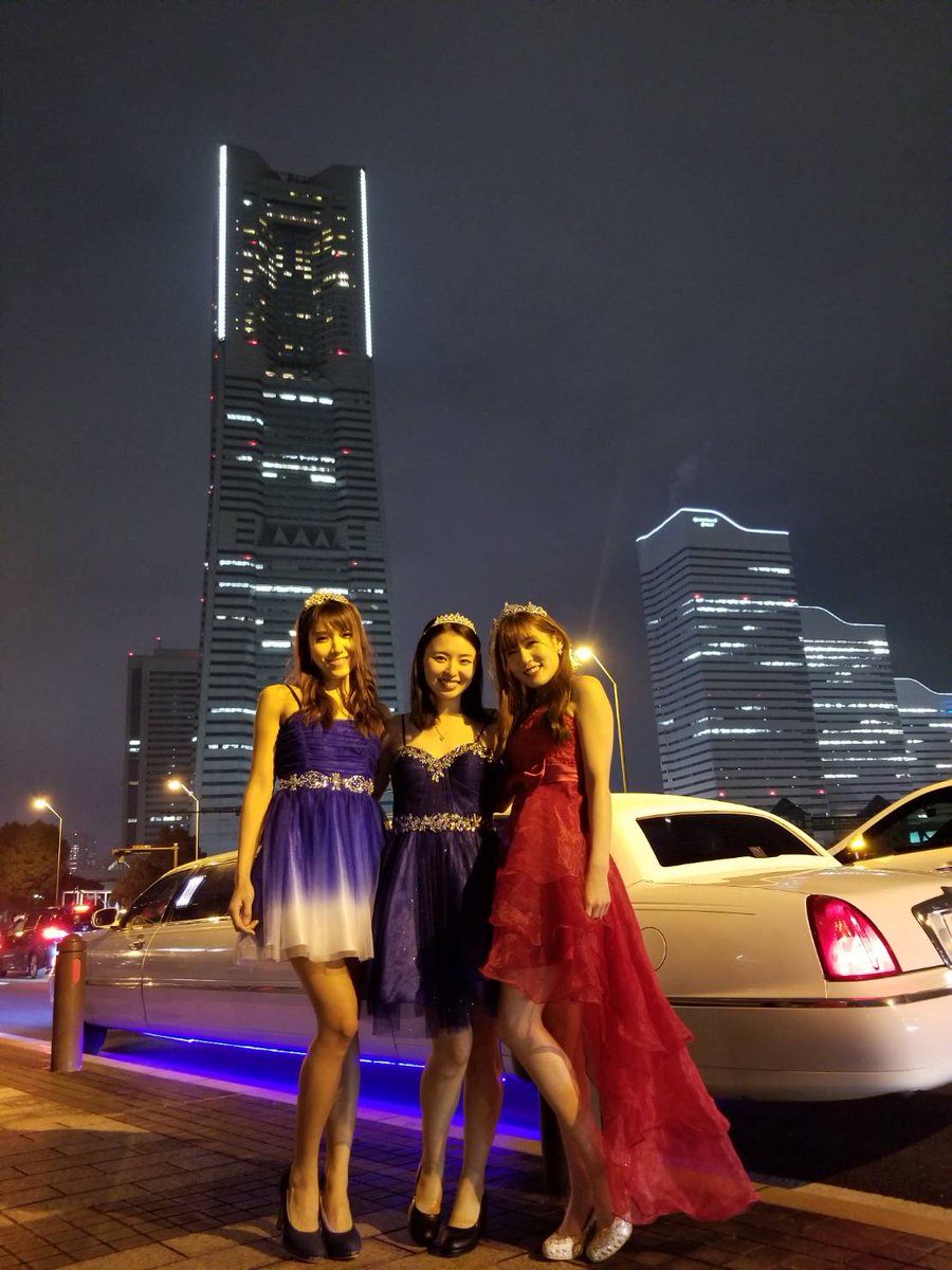 リムジンパーティー東京横浜ララリムジン 誕生日 女子会が格安 בטוויטר カップルでも女子会でも 今年のバレンタインは 東京 横浜で リムジンパーティー バレンタインまではイルミネーションも楽しめるよー まだ間に合う 直前予約もok リムジン バレンタイン