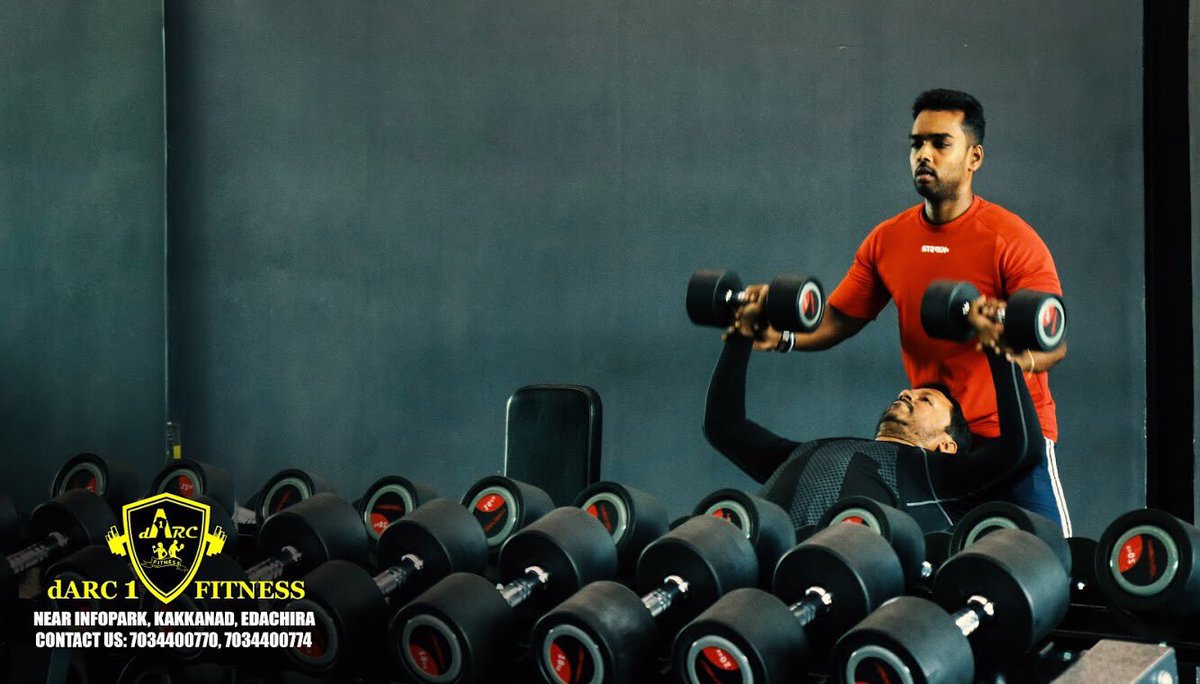 dARC1fitness's tweet photo. A knowledgeable personal trainer will create a customized exercise program for you..... Don't Miss It........
PT Session by @sidhu_fit
Dial β 7034400770, 7034400774, 7907863649, 7907160764
#Darc1fitness #OurPersonalTrainer #WhyWeAreDifferent #HardWork #QualityTrainer #Exercise https://t.co/JRkYBEIA0x