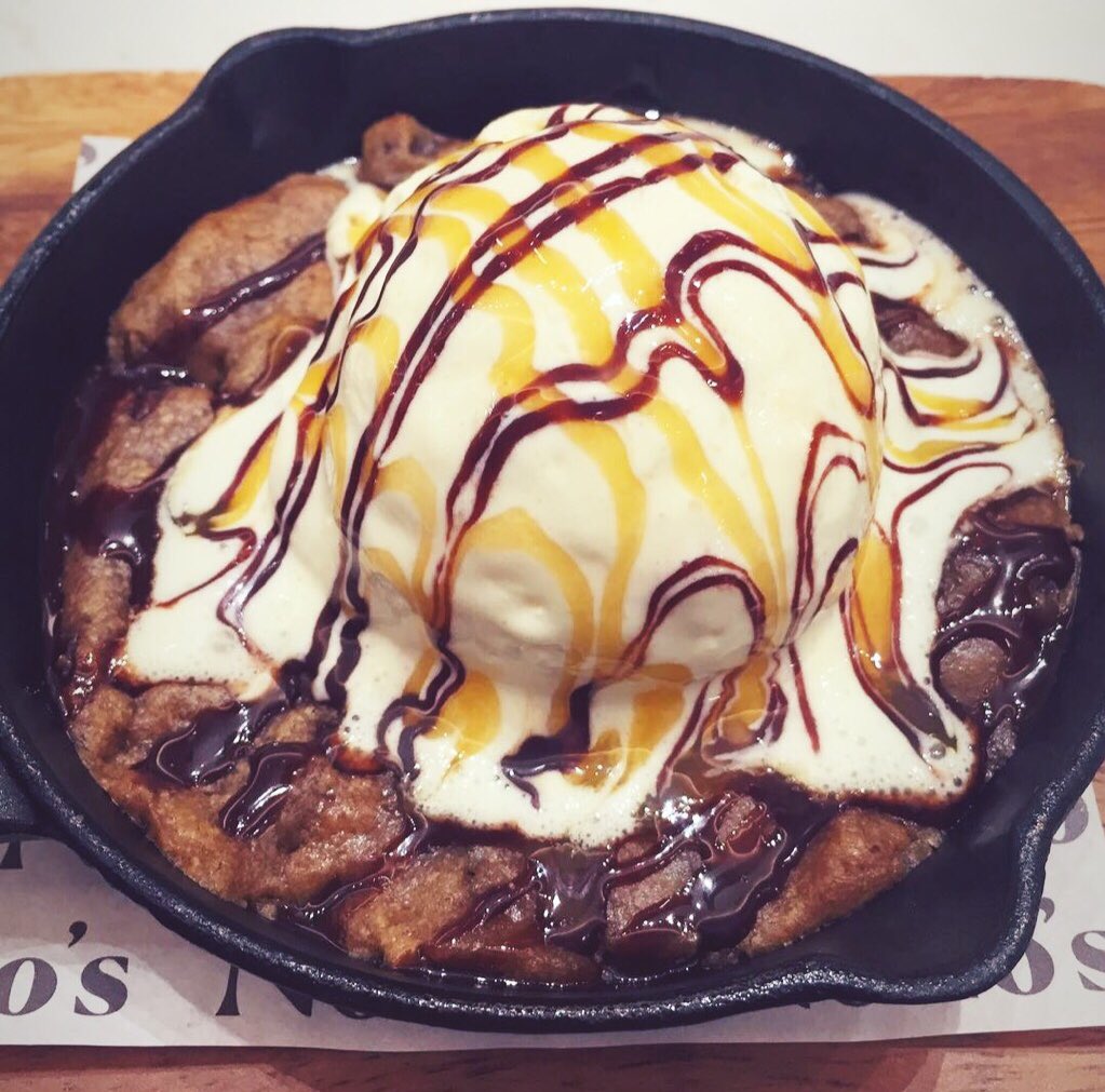 1. Truffle cheese dumplings 2. Adobo pork belly w garlic rice 3. Skillet-baked choc-chip cookie from Nono’s #Manila #Philippines #food