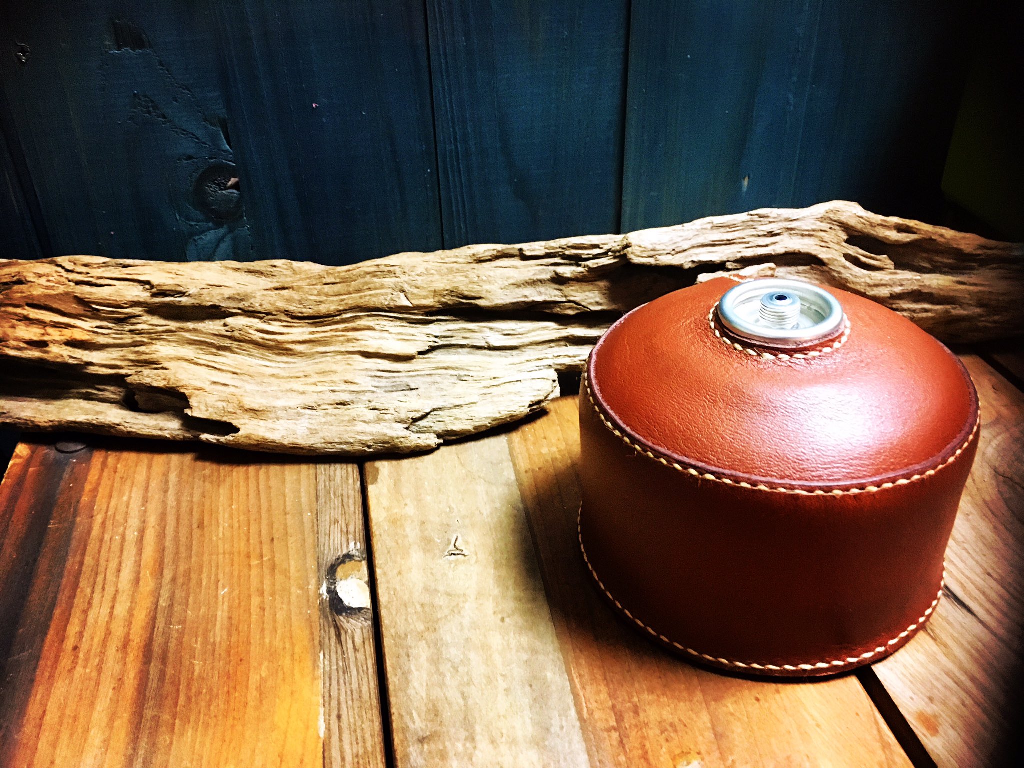 L C Em Works Od缶カバー完成 レザークラフト 革製品 革小物 革 Od缶 Od缶カバー キャンプ キャンプ道具 キャンプギア L C Em Works Od缶カバー完成 レザークラフト 革製品 革小物 革 Od缶 Od缶カバー キャンプ キャンプ道具 キャンプギア