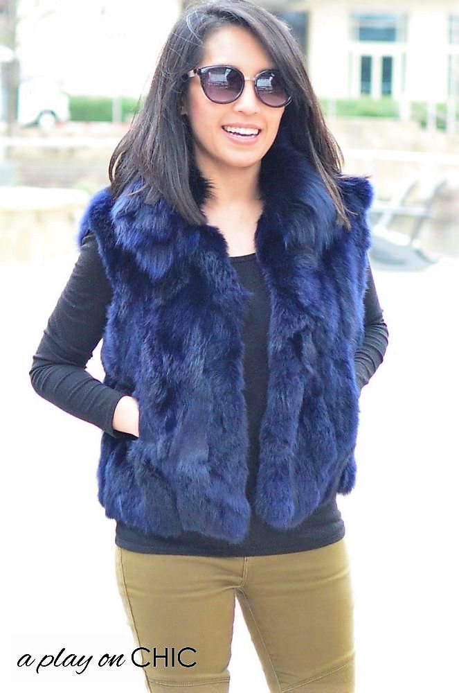 aplayonchic's tweet photo. Blue furry vest + green military boots = Casual Chic?  Loveee this vest, but tricky to wear!   #winterstyle #winteroutfit

https://t.co/MdAP8CeZWy https://t.co/UCJjqtOkaV