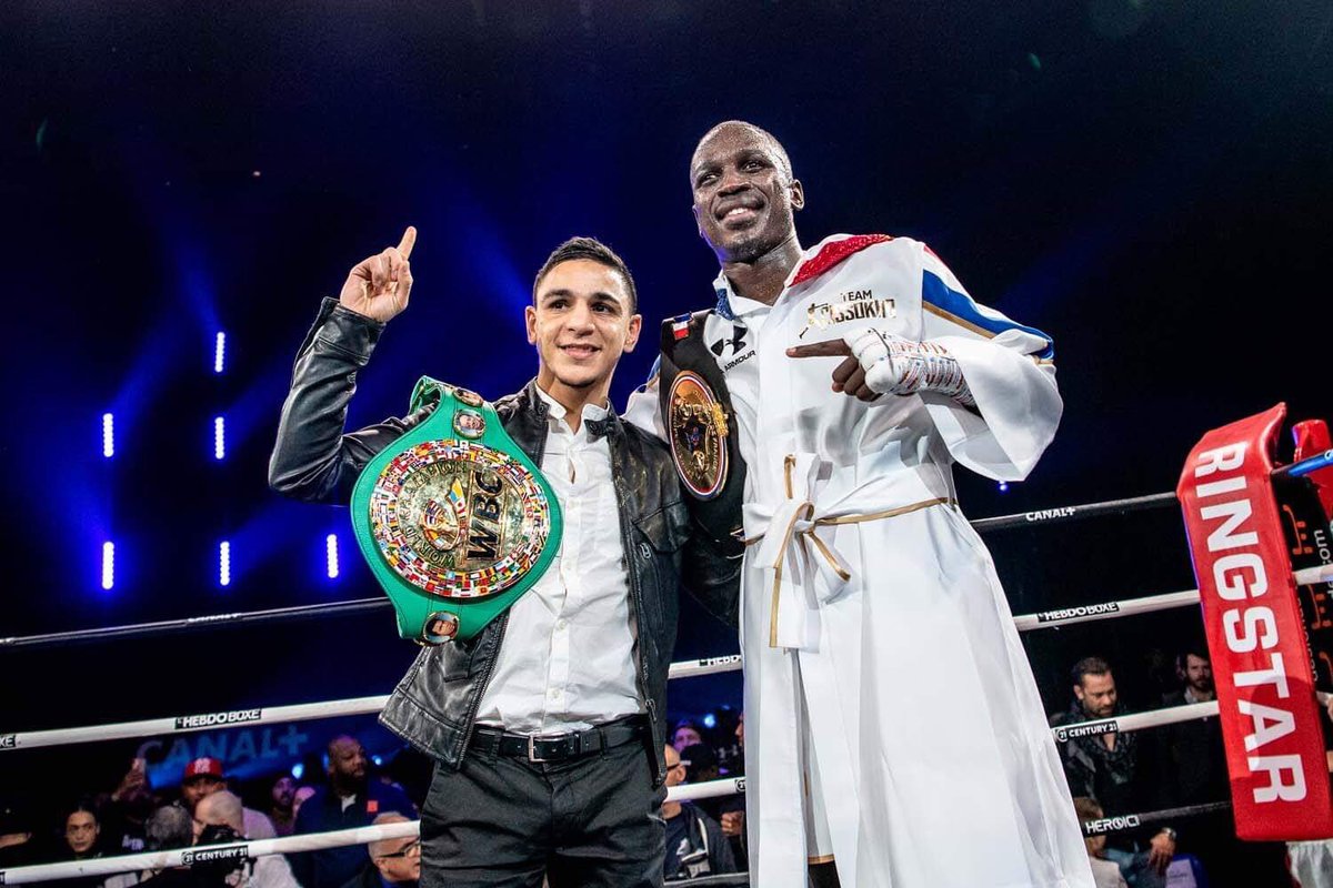 Souleymane_C's tweet photo. Champion de France 🇫🇷 Pro ! Cette victoire c’est la vôtre ! Merci à tous d’avoir été aussi nombreux à répondre présent ! Merci pour toutes ces ondes positives ! #TeamCissokho ☝🏿 https://t.co/d0nlQIgg9s