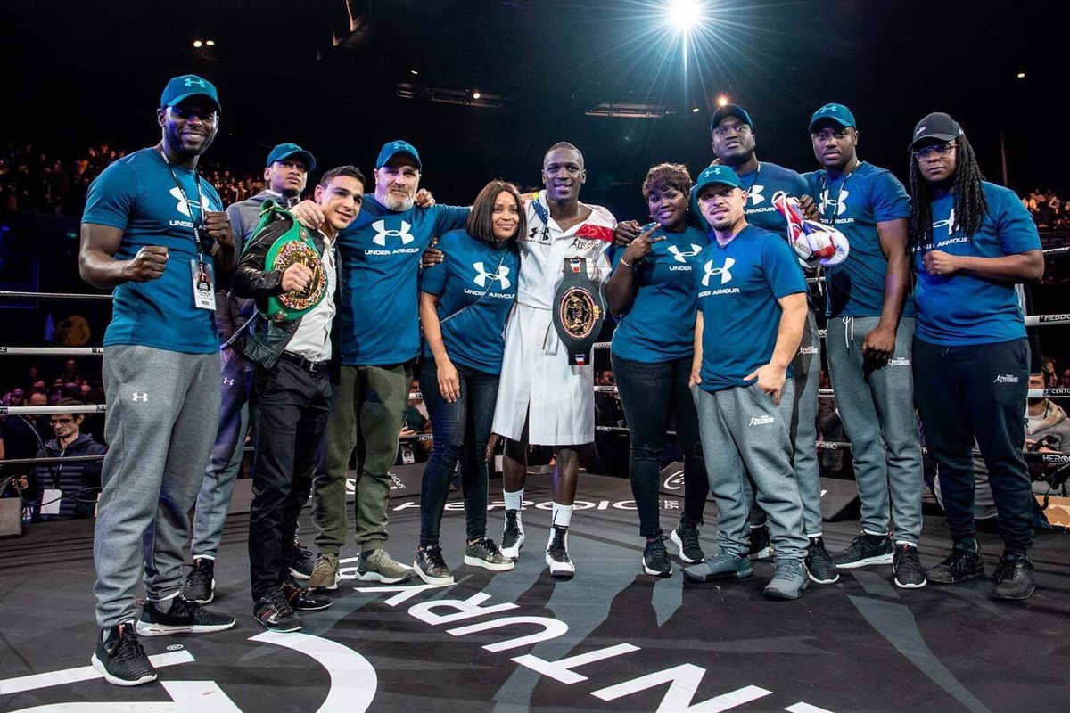 Souleymane_C's tweet photo. Champion de France 🇫🇷 Pro ! Cette victoire c’est la vôtre ! Merci à tous d’avoir été aussi nombreux à répondre présent ! Merci pour toutes ces ondes positives ! #TeamCissokho ☝🏿 https://t.co/d0nlQIgg9s