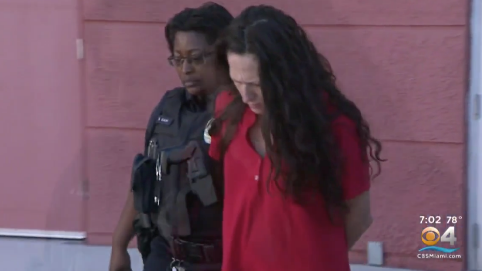 Police: Three arrested in armed kidnapping scheme to target undocumented immigrants hill.cm/Gsrv5eG