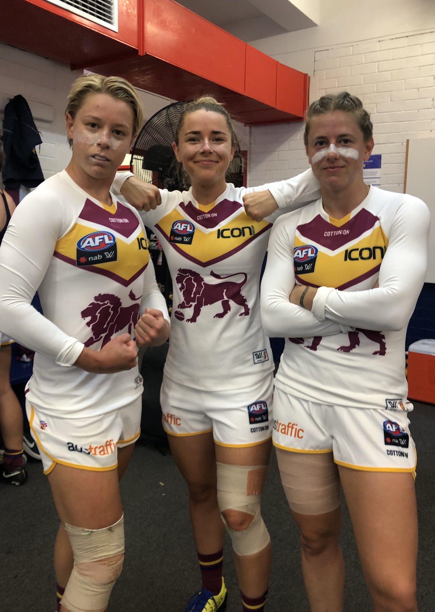 brisbane lions long sleeve jersey