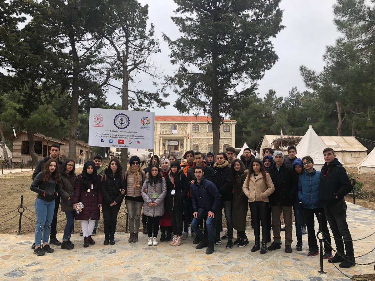 hayata_katil's tweet photo. Çanakkale, Alçıtepe Hastane Müzesi.

#HayataKatıl
#GençRehberlerGörevBaşında
#GençFikirler
#KültürveSanat
#YenilikçiFikirler 
#GençProjeler https://t.co/W9MTQ7sWYs