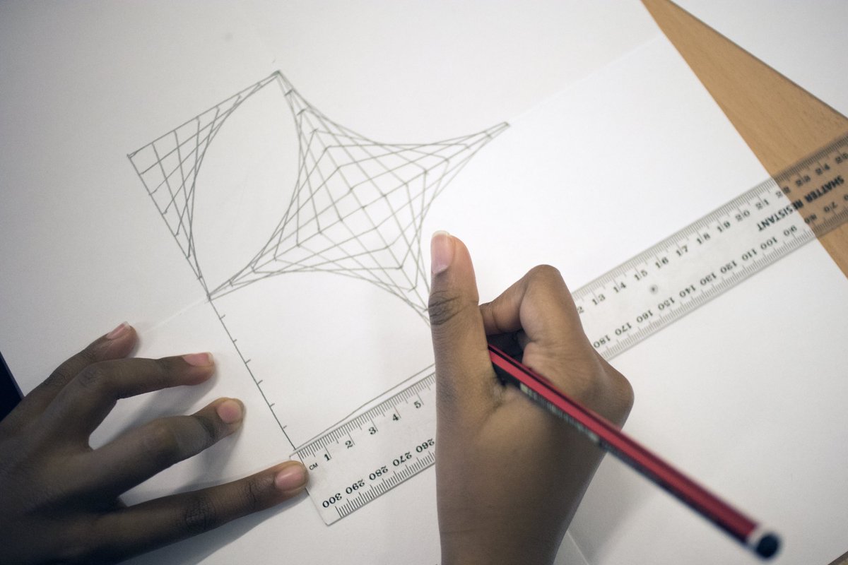 artjohnmayson's tweet photo. Fancy an art + maths lesson with amazing results? My latest @YouTube #tutorial shows you exactly how. It uses X Y axis and is perfect for Key Stage 2 pupils and beyond. https://t.co/seR6wPFThT #artlessonideas #primaryschoolart #artjohn #artandmaths #xyaxis #creativeschools #art https://t.co/yMdLaB0Qoh