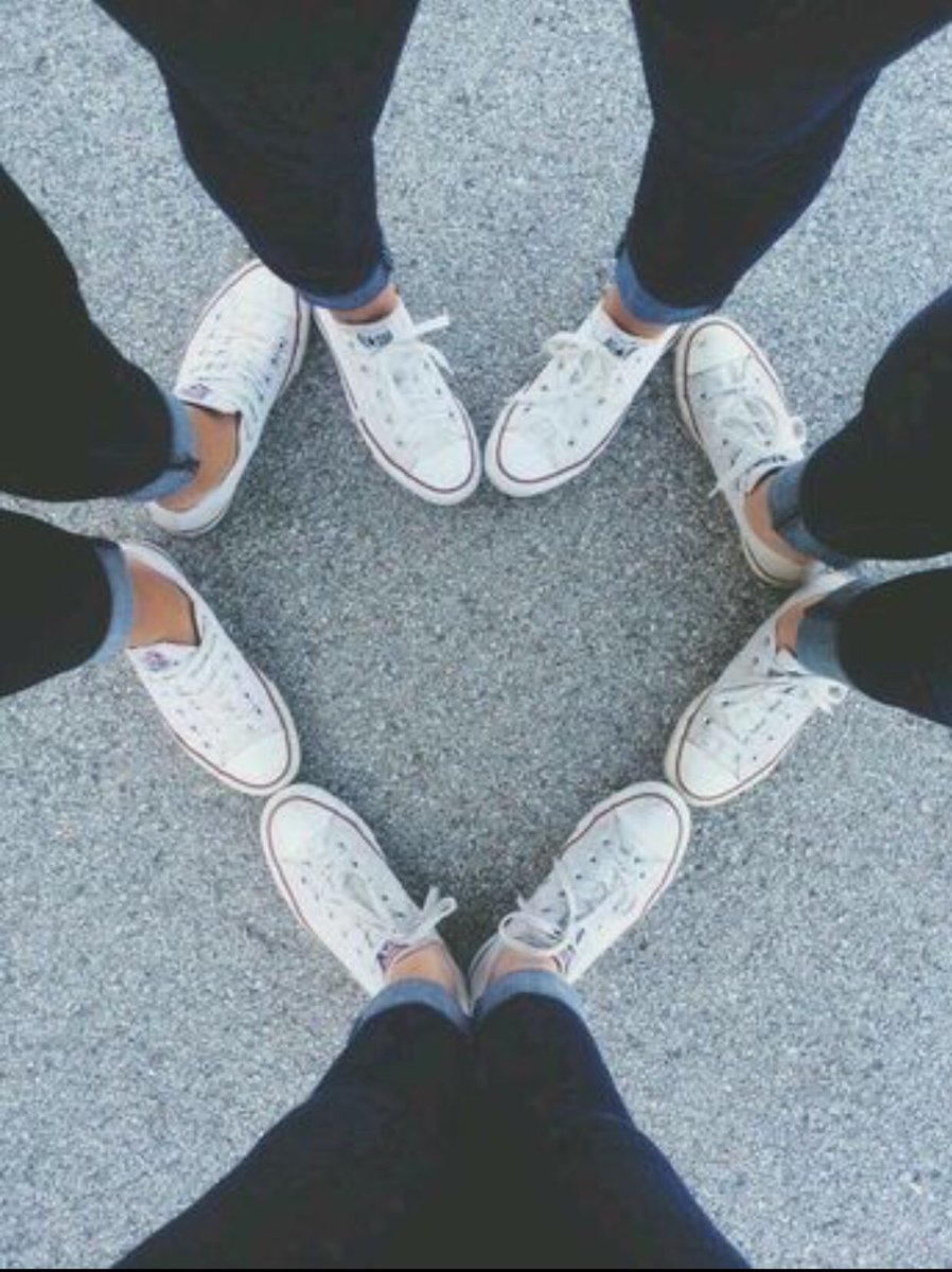 LydiaMartinhr's tweet image. Meu squad, minhas companheiras da bebedeira, minhas melhores amigas!💕
@httpsparkwitch 
@AnaRSteelee 
@twhayden0
