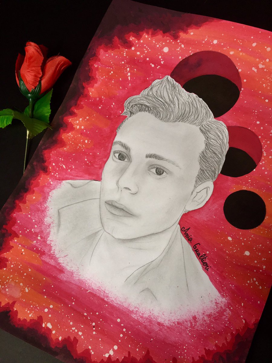 okokbizzlee's tweet photo. I probably will never stop to draw Ashton Irwin, he’s truly my biggest inspiration.

Hope you like it @Ashton5SOS @5SOS 🖤 https://t.co/75NDZAMsSI