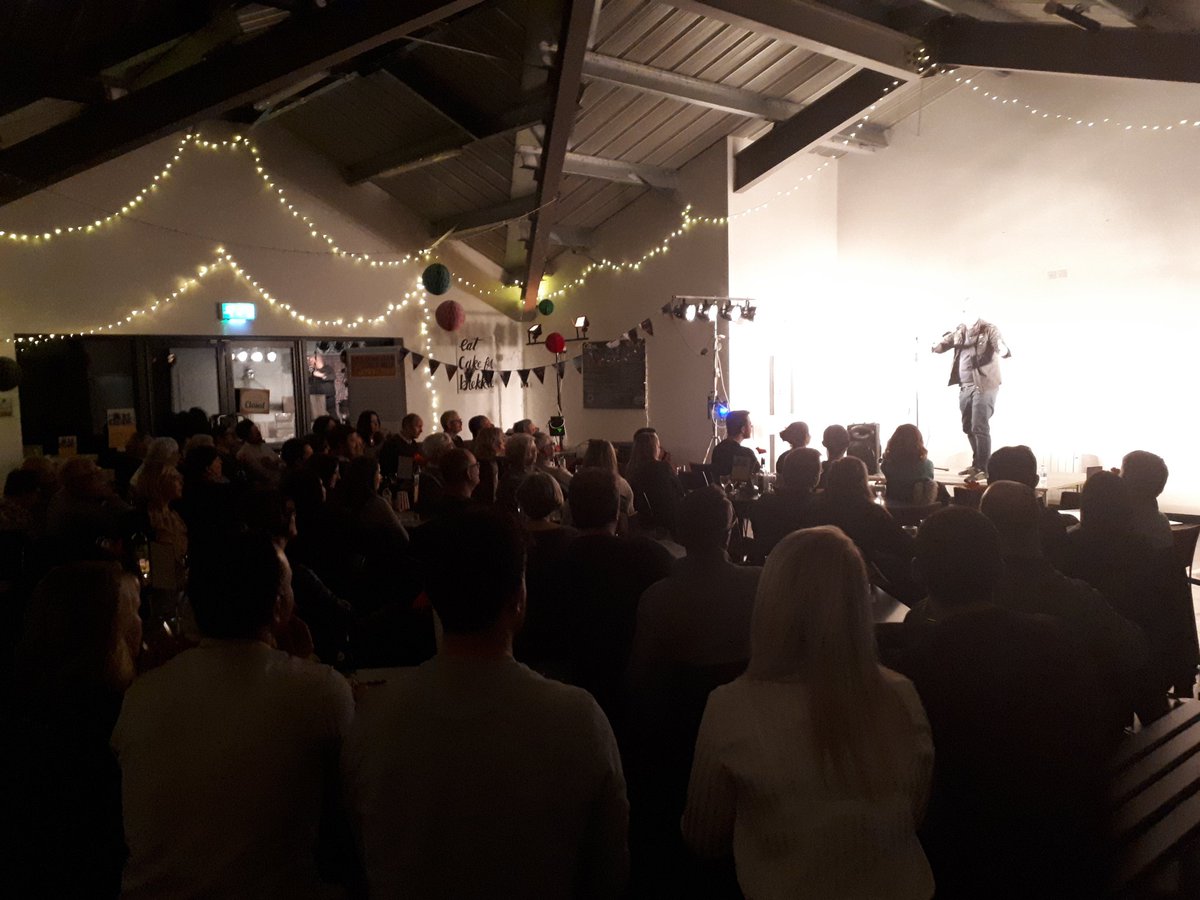 ProjectMoz's tweet image. More photos from our stand up fundraiser last week.

Thanks to all that came and supported - we raised over £1200 for clean water projects in Mozambique!

🇲🇿