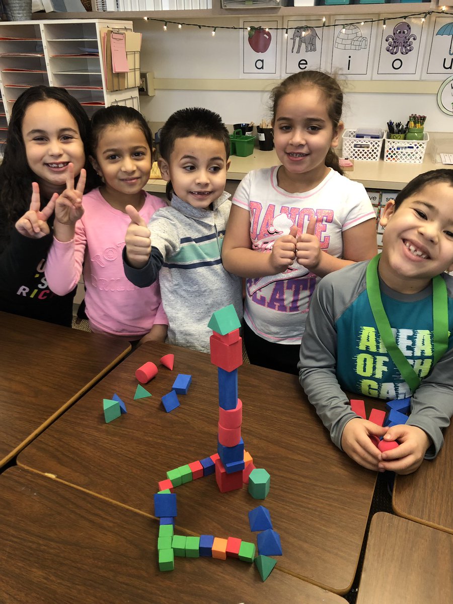 lmerbz's tweet photo. Created some structures from 3D shapes 🕌🏛⛪️ https://t.co/X6EmebvPmd