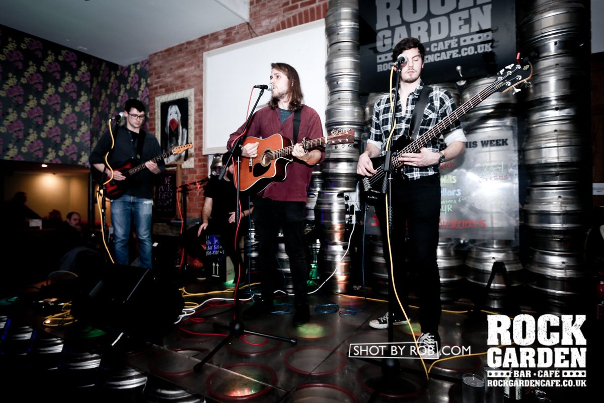 It was a busy night in <a href="/rockgardentq/">Rock Garden Torquay</a> with <a href="/TheBusketeers/">The Busketeers</a> last night!

Find the photos at fb.com/rockgardentorq… and shotbyrob.com/shop

#livemusic #Torquay #shotbyrob