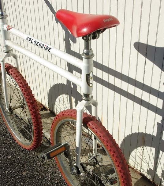 BicycleHistory's tweet photo. #strangebike #cirque #spectacle #valdenaire #velo #cycling #bike https://t.co/yFfY4wyk1Z