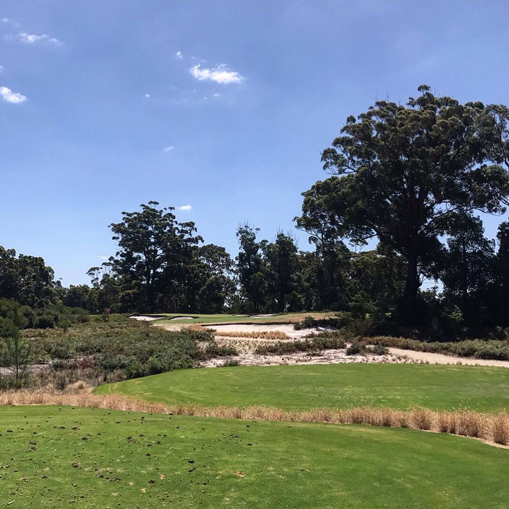 One knocked off the #sandbelt list today with <a href="/RichardMcEvoy79/">Richard McEvoy</a>. Thanks to <a href="/Nick_Drane/">Nick Drane</a> for hooking us up &amp; showing us how to play Metropolitan #golfporn