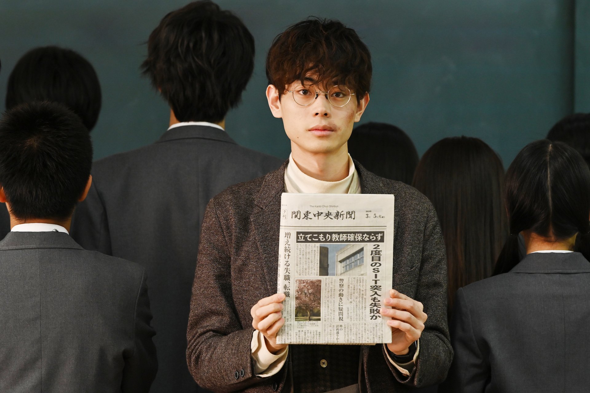 ʟᴀʟᴀɪɴᴇ Aibs2 在twitter 上 Suda Masaki In 3年a組 Day 6 Still Cuts 3a 3年a組今から皆さんは人質です 菅田将暉 3年a組https T Co Tlzeuepdp0 Twitter