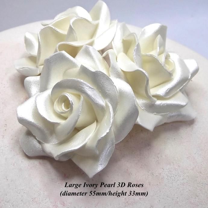 PurpleBCakes's tweet photo. Our cake decorations come in shades of white ivory & cream to help make your white wedding cake even more special. All are #handmade to order & we ship worldwide too. Take a look at our shop for more https://t.co/um6EpDVD3u
#white #wedding #weddingcake #cakedesign #JustAddCake https://t.co/zKGmr2i2AA