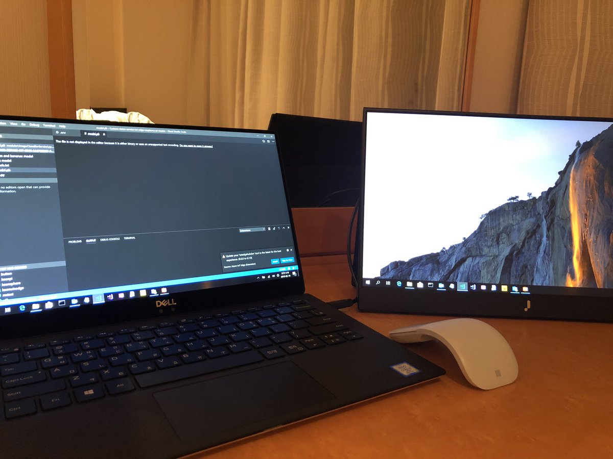 Keonlee's tweet photo. Better productivity by portable lcd monitor! https://t.co/Q0USmDsdNs