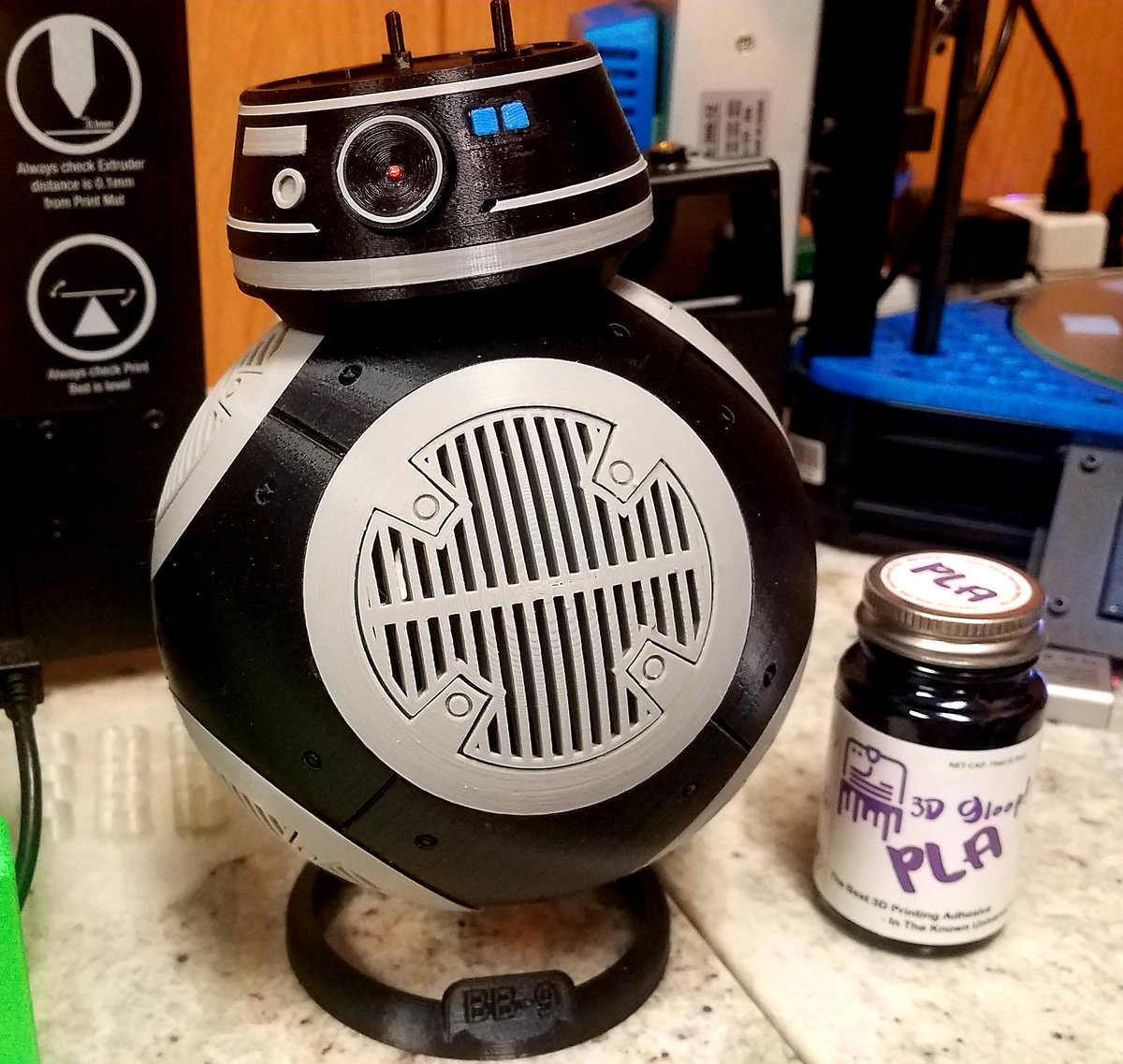 Sore throat, can't talk, can't shoot videos. So why not build things. So now I have a BB-9 to go with my BB-8 <a href="/3DGloop/">3D Gloop!</a> <a href="/3DSolutech/">3D Solutech</a> black <a href="/AIORobotics/">AIO Robotics</a> every thing else