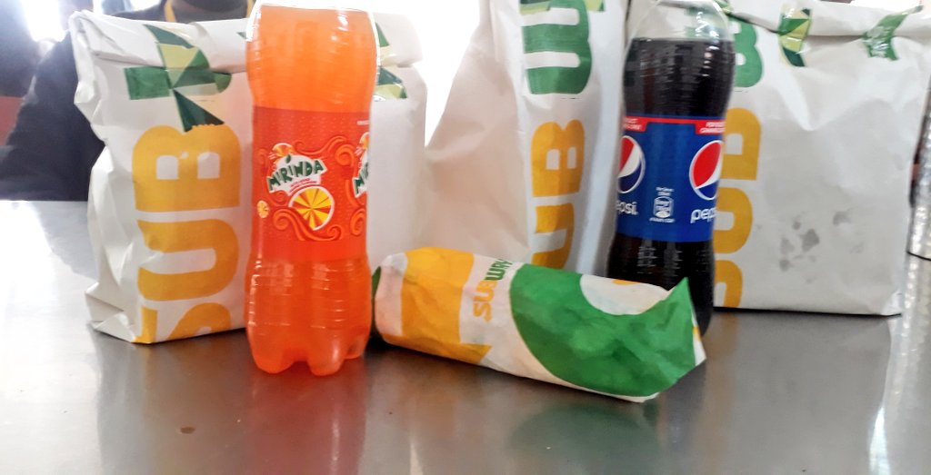ayushbherwani's tweet photo. Best lunch ever had in a Hackathon.
Thank you @uni_phyd &amp; @hexa_hive  team for such wonderful hospitalities.
#HexaHive #ApnaHackAayega https://t.co/o18WKCkG0s