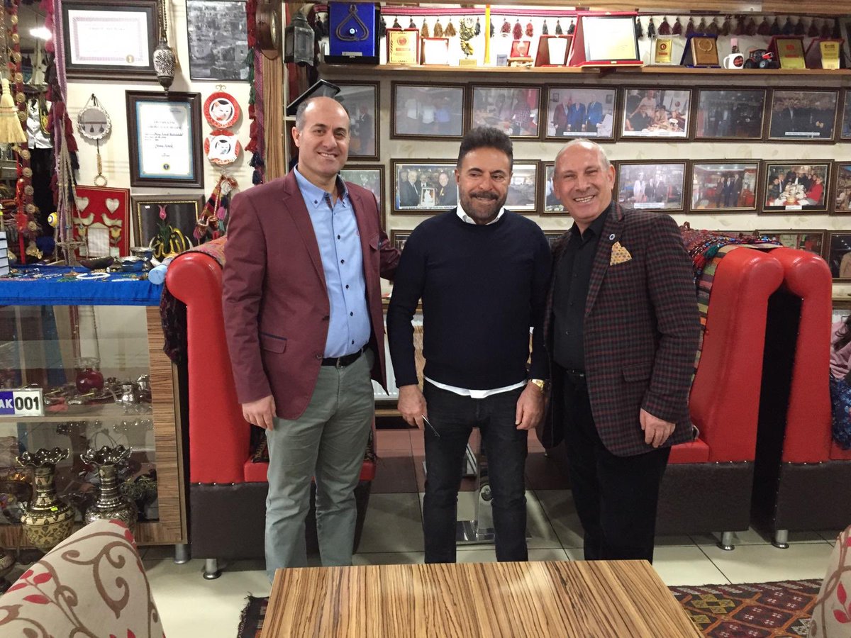 İş adamı, kadim dostum  sn <a href="/Mjdatelik13/">Müjdat Çelik</a> ile keyifli bir sohbet gerçekleştirdik <a href="/FarizGl/">Fariz Gül</a> <a href="/albaymustafa065/">𝕸𝖚𝖘𝖙𝖆𝖋𝖆 𝕭𝖎𝖓𝖌ö𝖑</a> <a href="/Erkanceylanvan/">erkan ceylan</a> <a href="/KoNaK_BeY/">İbrahim KonaK</a>