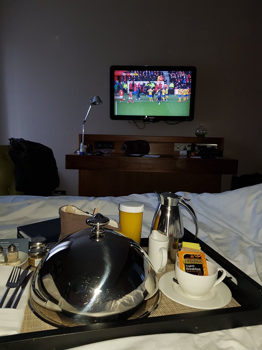 colm_oh's tweet photo. @Pmc_g @GalgormResort I'm only saying!!! 😉  @SheratonEDI https://t.co/jQcuKRw1Qe