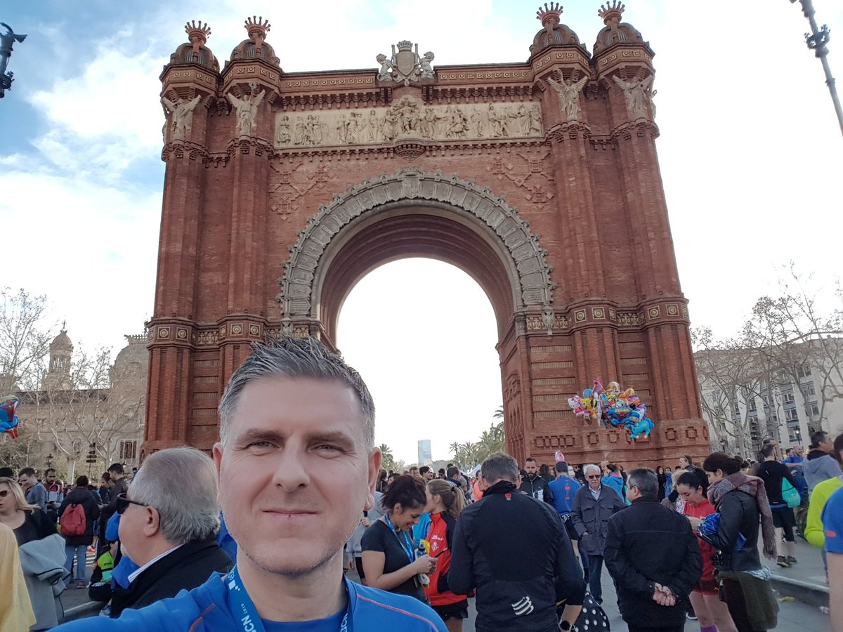 BigTop1978's tweet image. Class 👌👌👌#barcelonahalfmarathon right, where&apos;s the pub 🍻🍻