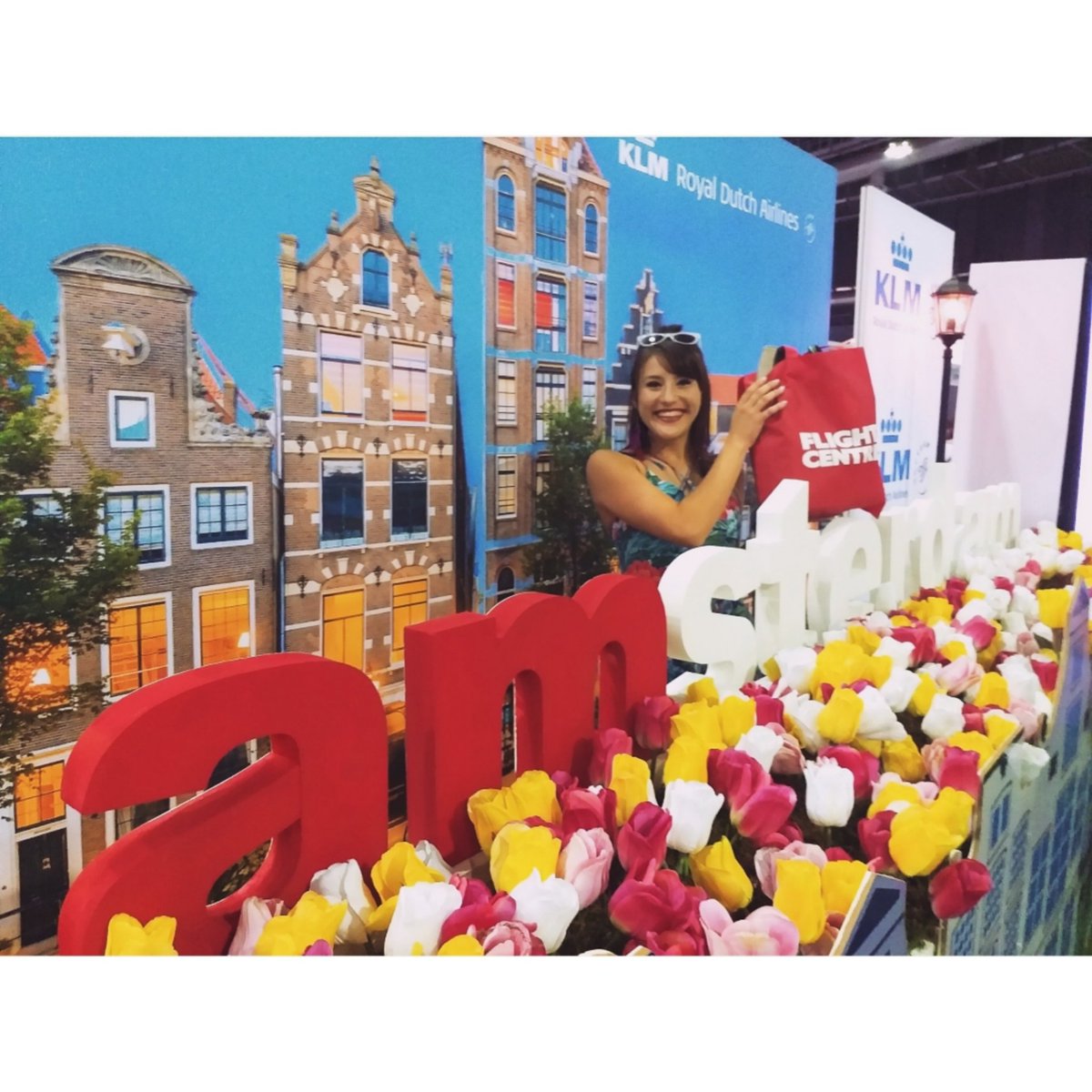 ThisIsIzanne's tweet photo. Having a great time at the #travelexpo19, where travel dreams become reality with @FlightCentreRSA ! https://t.co/2b11zUTZOV