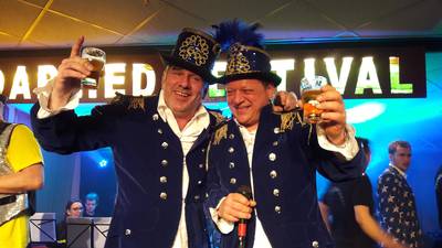 bdossenomgeving's tweet photo. De Leekes zingen zich naar winst op Roapliedfestival in Geffen https://t.co/cIIUdC4CAE https://t.co/mU8puIXlEk