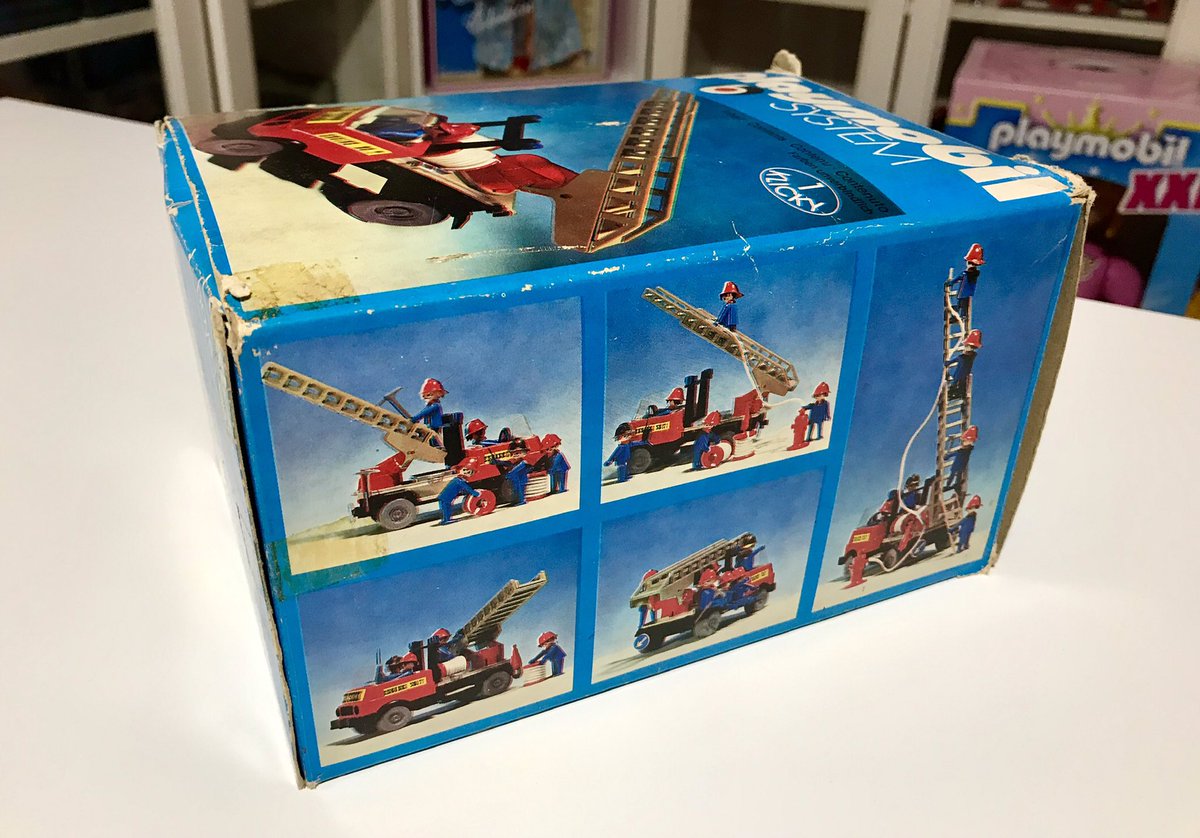 JUGAMOS on Twitter: "Mi camión de bomberos de PLAYMOBIL primera serie de  1974 con su caja 🚒 #Playmobil #Playmobilcollector #bomberos #camión  #camióndebomberos #firedept #firefighters #coleccionismo #vintage #old #toy  #juguetes #MadeInGermany https://t ...