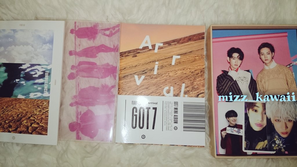 mizz_kawaii's tweet photo. WTS GOT7 Album Flight Log: Arrival Full Set
1st press lengkap sama logbook &amp; posternya
INA ONLY
#igot7 #GOT7 #wts #wanttosale #got7album #got7flightlog #jualalbumkpop #kpopalbum #jualalbumgot7 #got7ina #igot7ina #got7arrivalalbum https://t.co/wqInoc36Yt