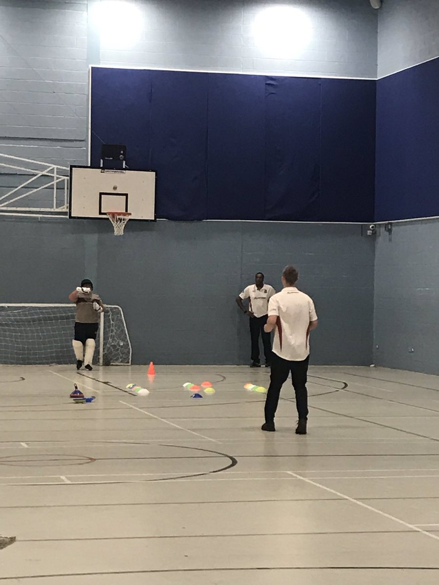 Another great session today at <a href="/EssaSportCentre/">Essa Sports Centre</a> bowlers working hard among the watchful eye of club legend Victor Walcott. #experience #fazzybowler