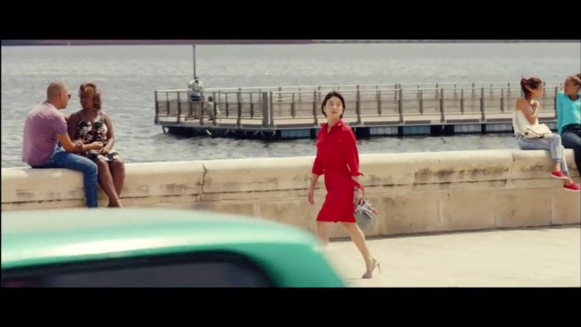 Avouavou red dress deals