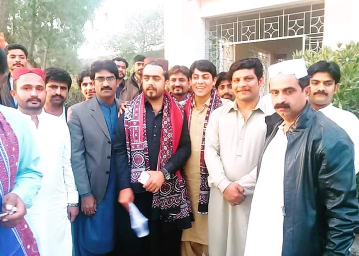 mersadambalhro1's tweet photo. During Re'Orgnazation #PYOTalka &amp;City KNShah
Chaird By PYO DistDaduPresidnt #MurtazaGorar GS #NoorPanhwar &amp; @mersadambalhro1 #Info_Sec
at Degree Collage #KNShah
#SuperPowerYouthPower
@BBhuttoZardari @BakhtawarBZ @AseefaBZ @JavedNLaghari @Majid_Agha @MasroorARajper @ZaheerChanna8 https://t.co/lHWtfmjqwp