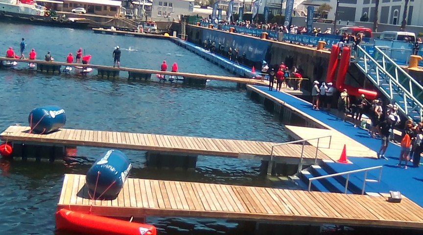 Triathlon World Cup Cape Town. Elite Ladies Race starts.

<a href="/Triathlon_CT/">Triathlon Cape Town</a> 

#TriathlonCT